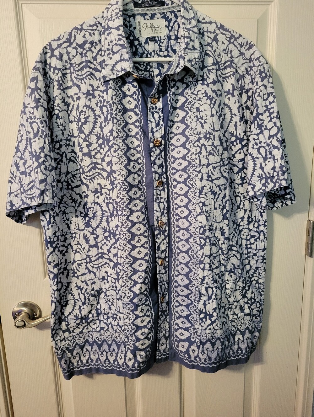 Tommy Hilfiger Surf Co Mens XL Blue Batik Cotton Hawaiian Shirt Patch Pockets